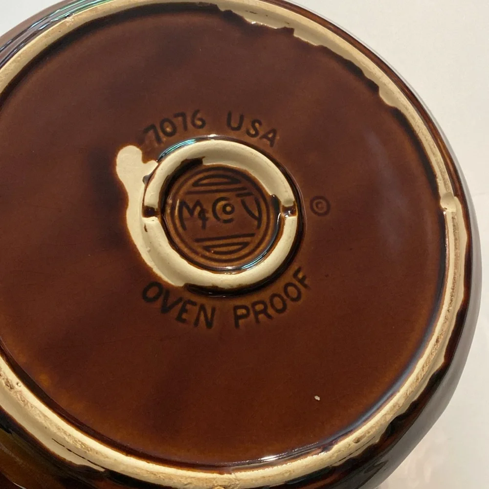 McCoy Brown Drip Glaze Pottery 7076 Bean/Casserole Dish Pot Vintage - Picture 5 of 17